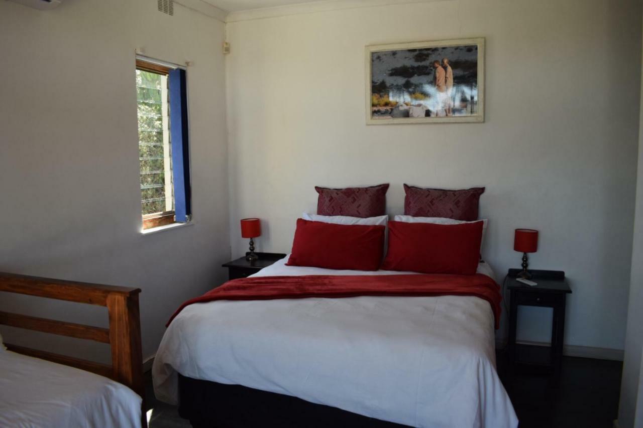 Oudtshoorn Homestay Accommodation מראה חיצוני תמונה